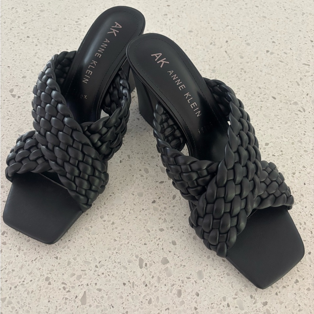 AK Anne Klein “flex” Black Braided Mules, 3” heels, Size 9.5, Never worn.